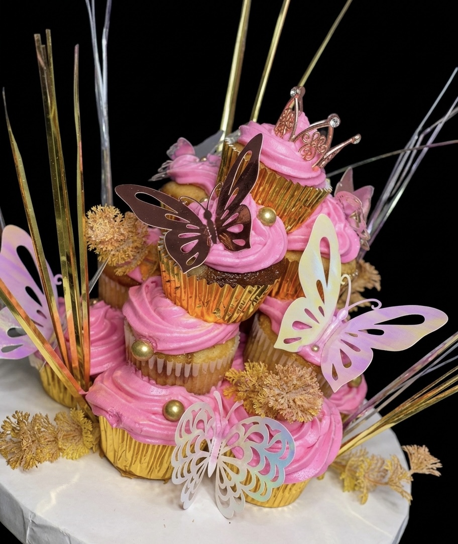 Diseño de torta item cmoyrnwnk0001vz0mzkeww0wk